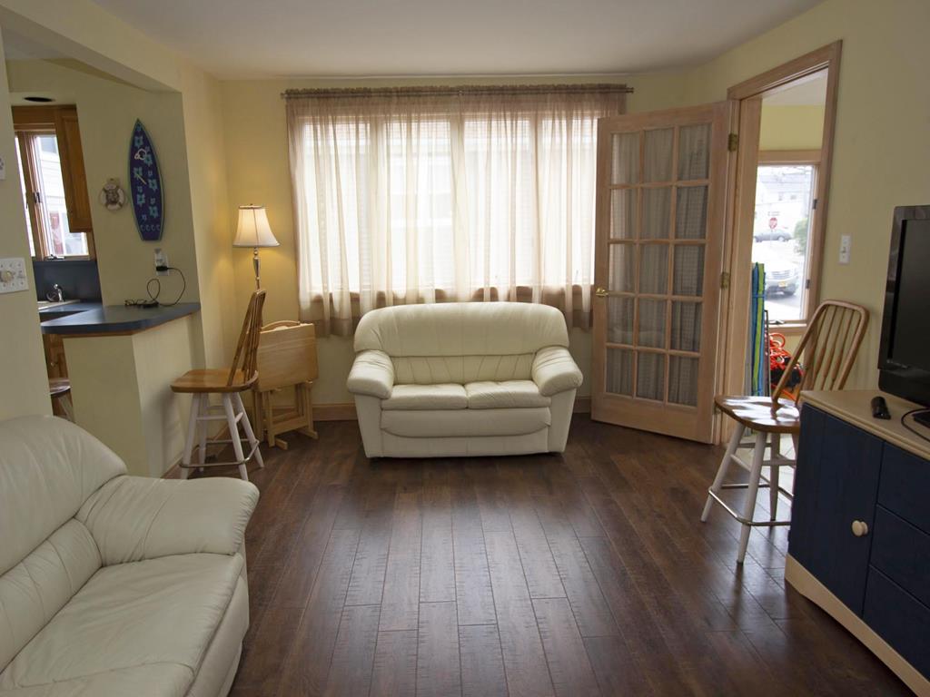 Lavallette NJ  Middleblock Vacation Rental 142910