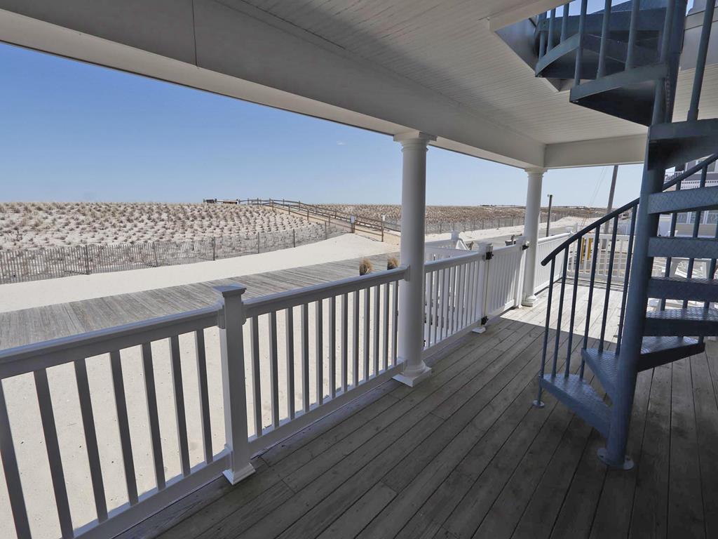 Lavallette NJ  Oceanfront Vacation Rental 143001