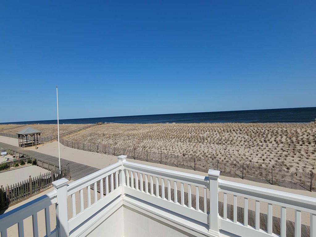Lavallette NJ  Oceanfront Vacation Rental 143001