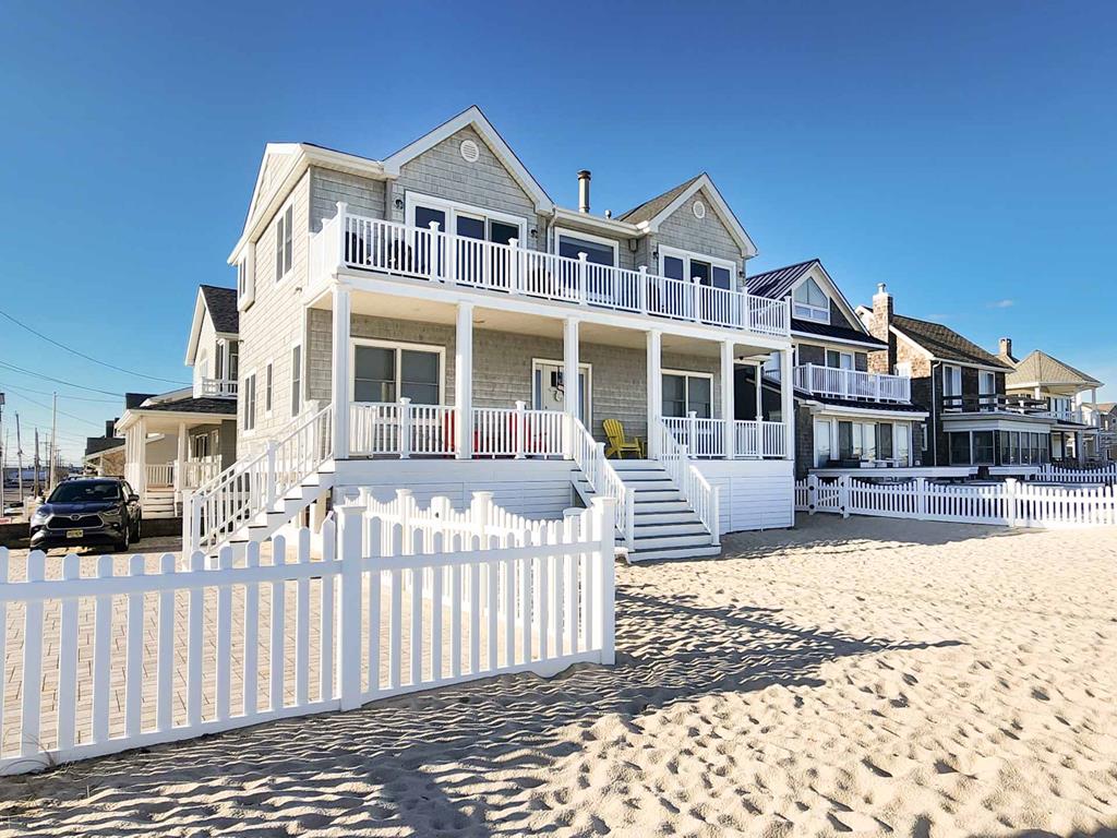 Lavallette NJ  Oceanfront Vacation Rental  updated on 2026-09-14 14:31:37
