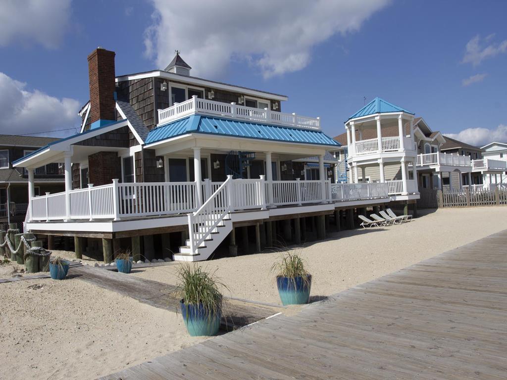 Lavallette NJ  Oceanfront Vacation Rental  updated on 2026-09-24 09:04:46