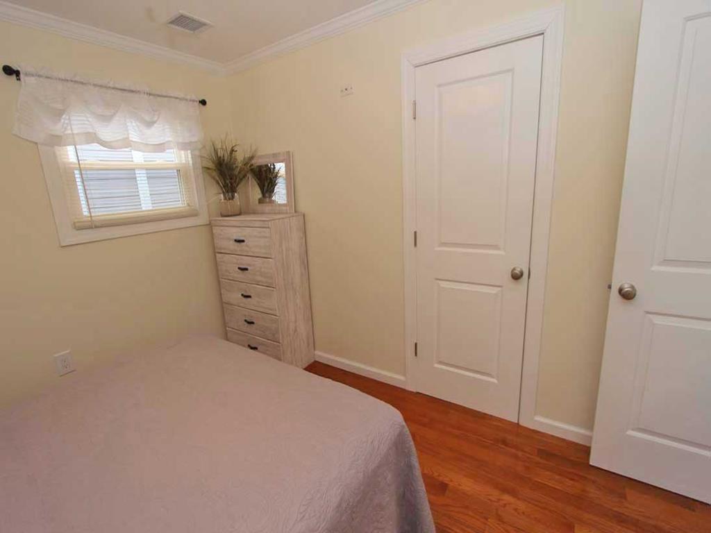 Ortley Beach NJ  Middleblock Vacation Rental 143102