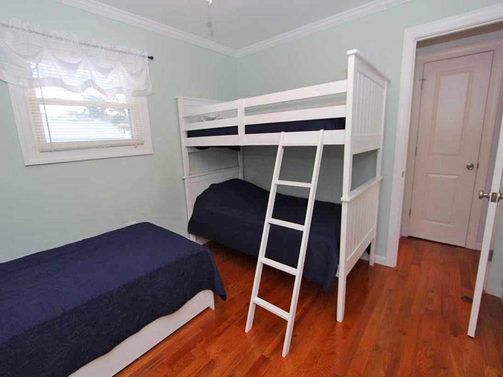 Ortley Beach NJ  Middleblock Vacation Rental 143102