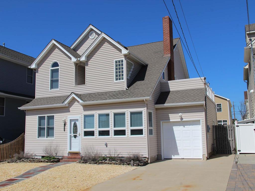 Lavallette NJ  Middleblock Vacation Rental  updated on 2026-09-16 06:15:28