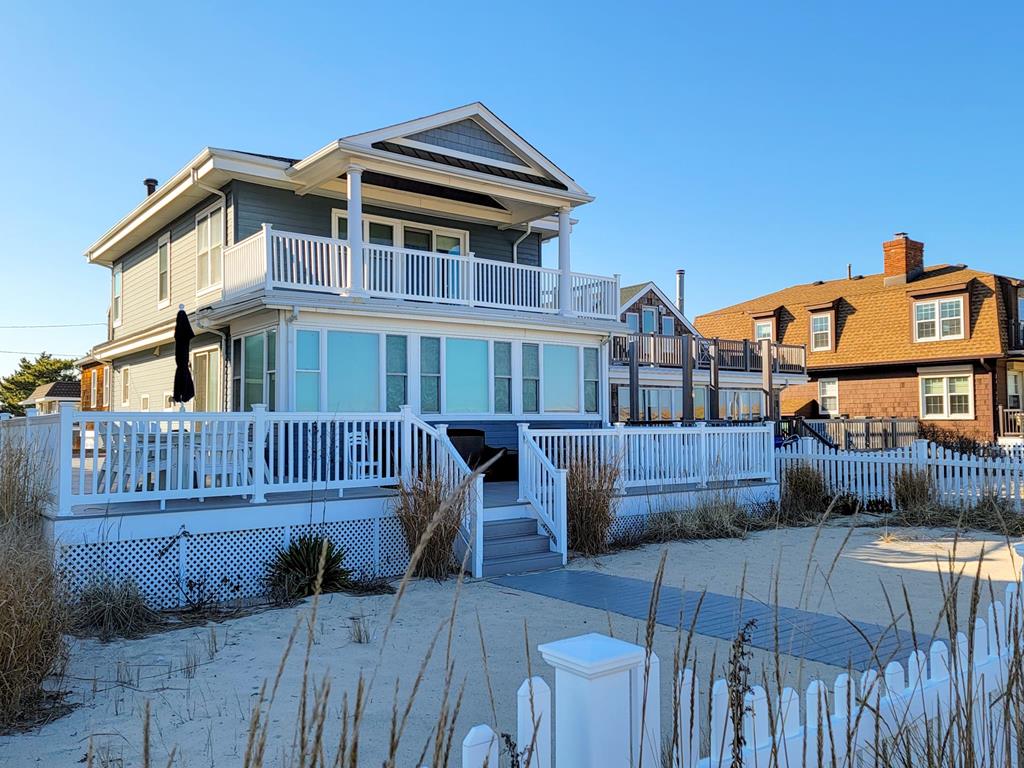 Lavallette NJ  Oceanfront Vacation Rental  updated on 2026-09-14 14:31:37