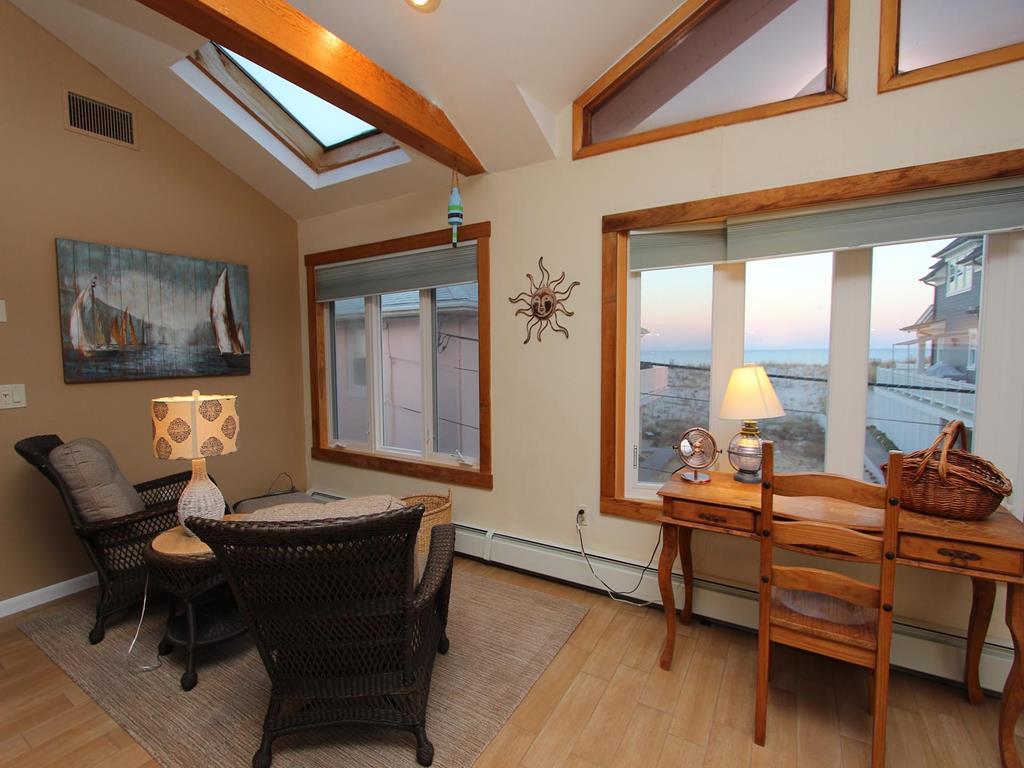 Sunset Manor NJ  Oceanside Vacation Rental 143006