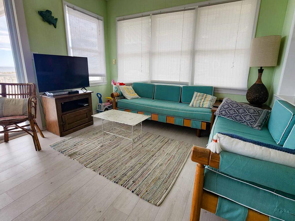 Sunset Manor NJ  Oceanfront Vacation Rental 145187