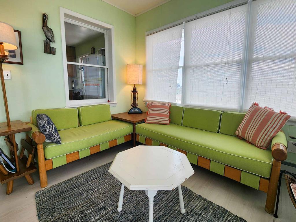 Sunset Manor NJ  Oceanfront Vacation Rental 145187