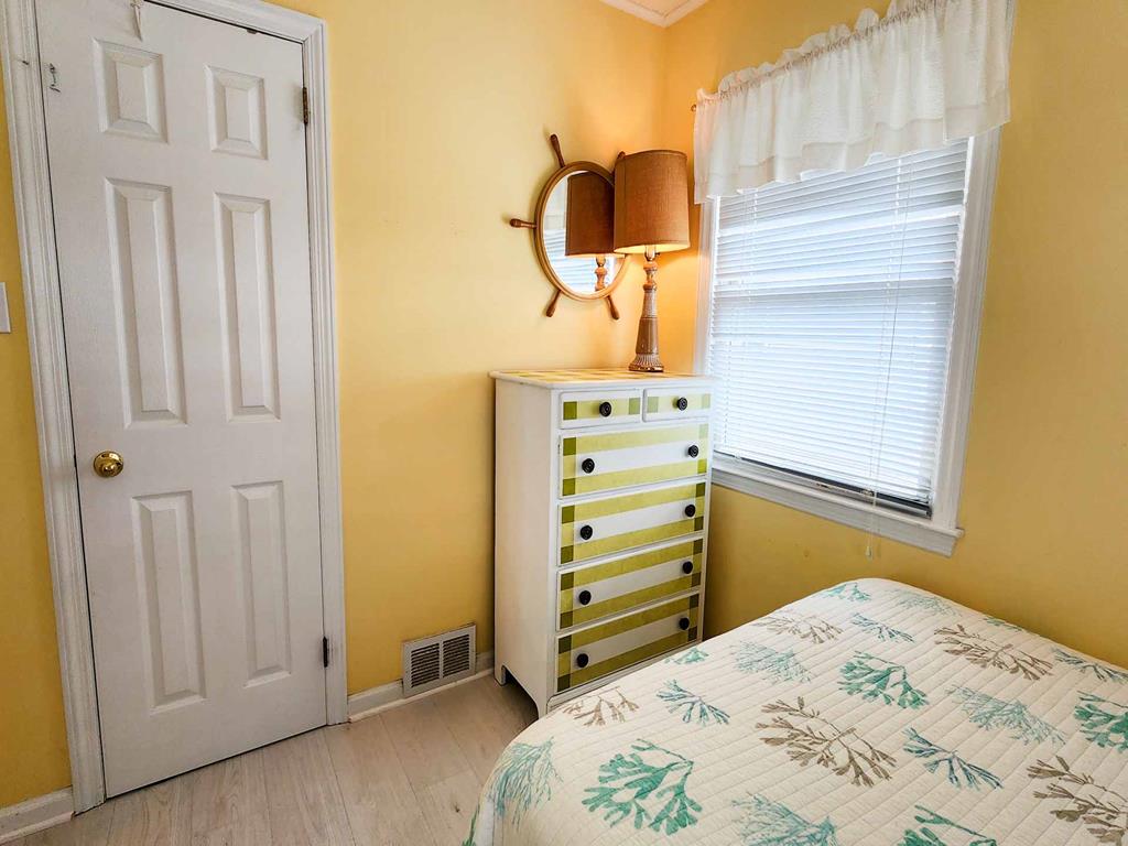 Sunset Manor NJ  Oceanfront Vacation Rental 145187