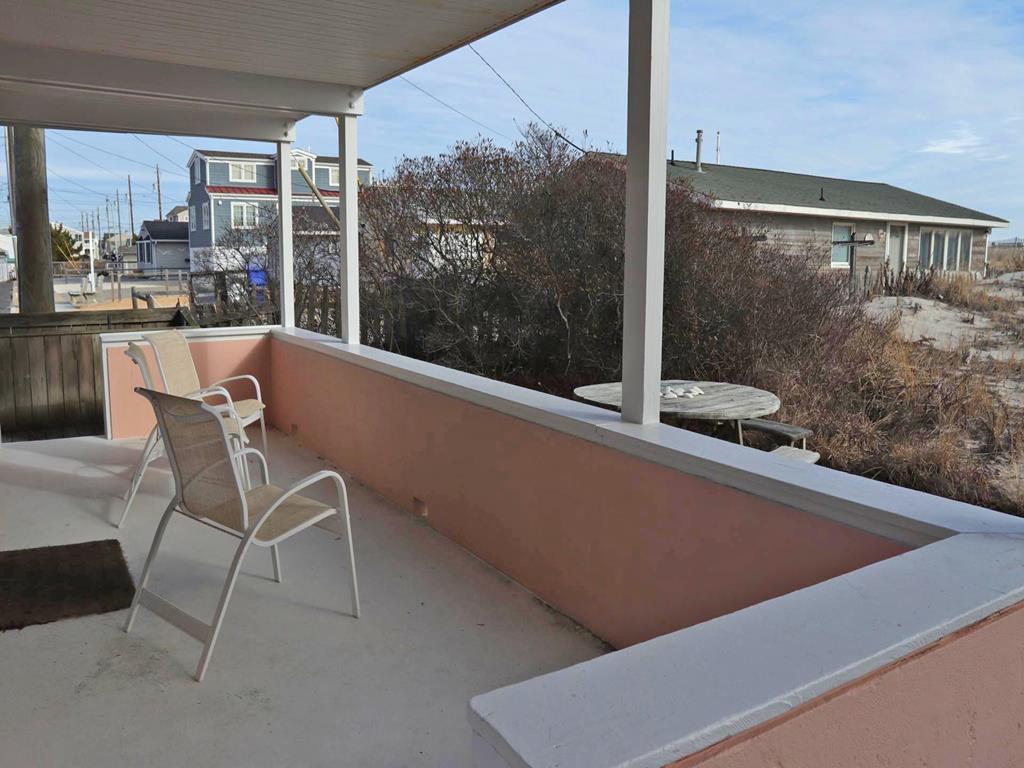 Sunset Manor NJ  Oceanfront Vacation Rental 145187