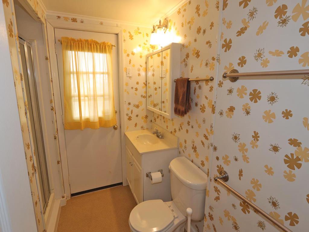 Sunset Manor NJ  Oceanfront Vacation Rental 145187