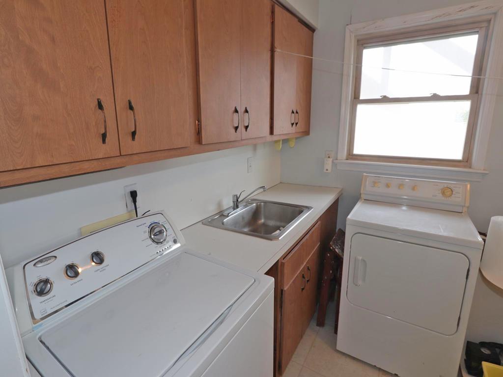Sunset Manor NJ  Oceanfront Vacation Rental 145187