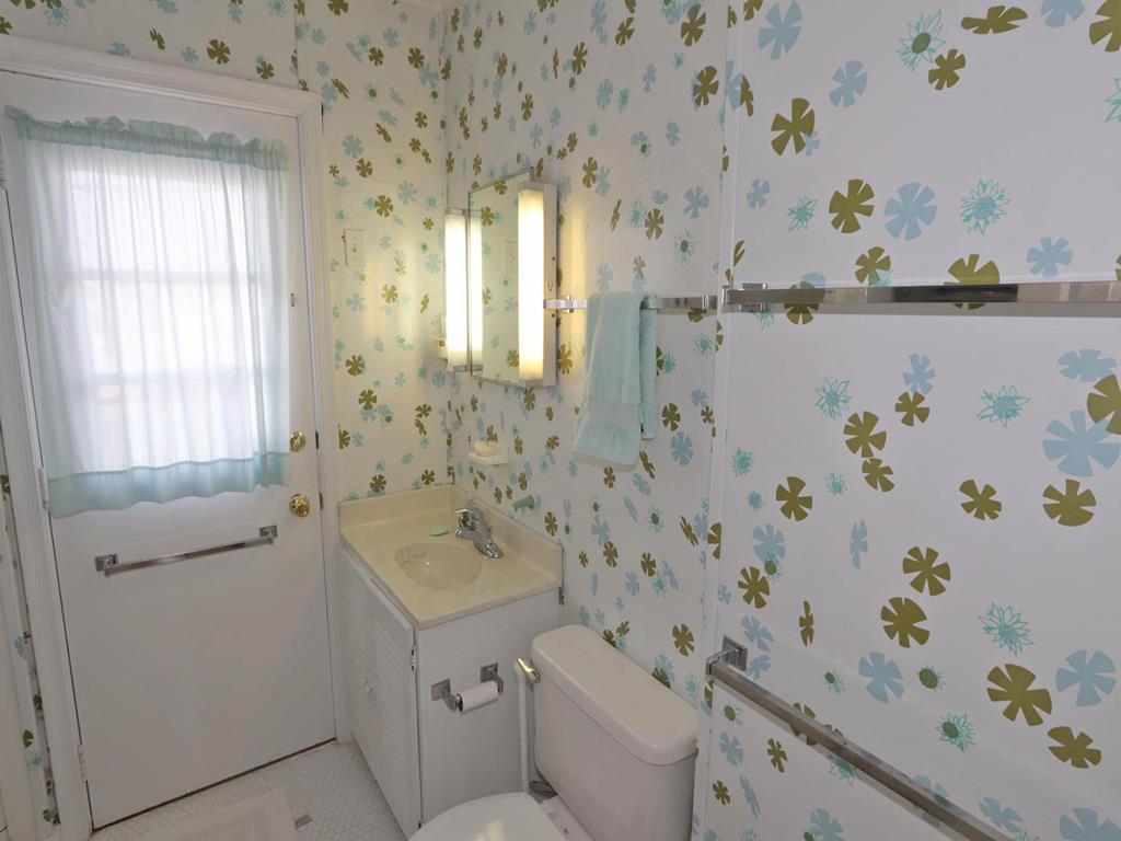 Sunset Manor NJ  Oceanfront Vacation Rental 145187