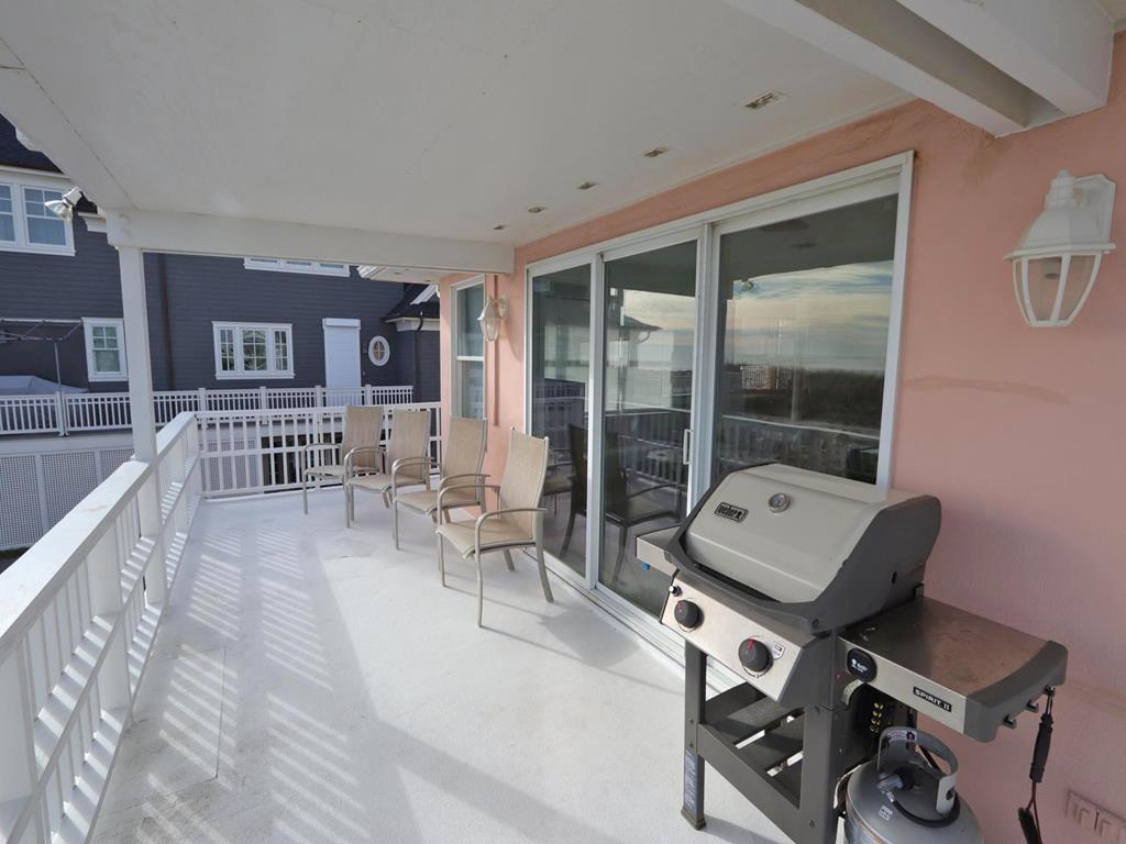 Sunset Manor NJ  Oceanfront Vacation Rental 145187