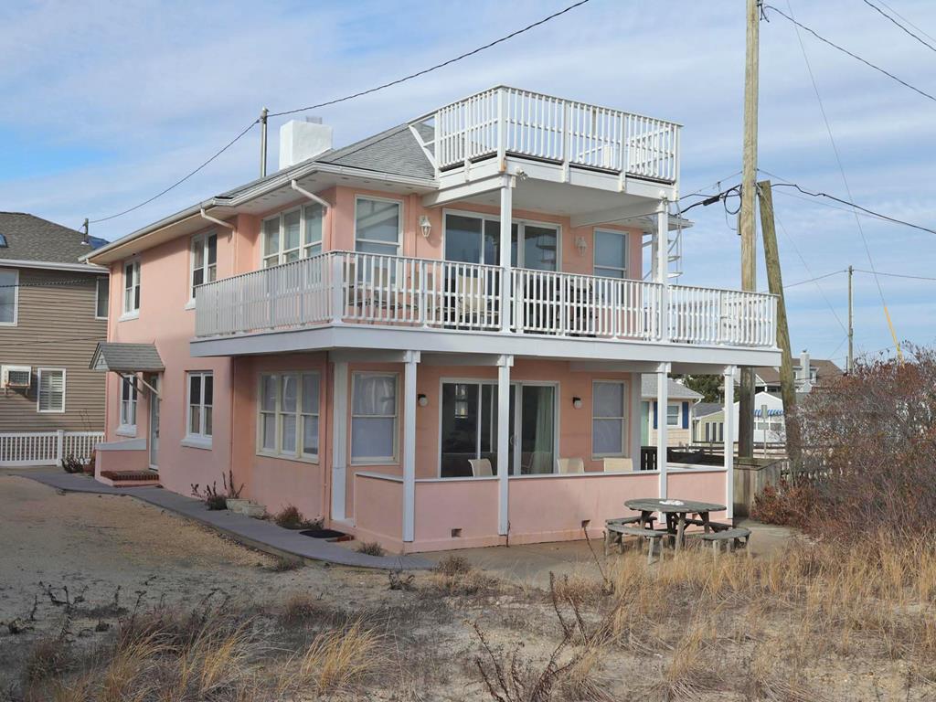 Sunset Manor NJ  Oceanfront Vacation Rental  updated on 2026-09-14 21:07:33