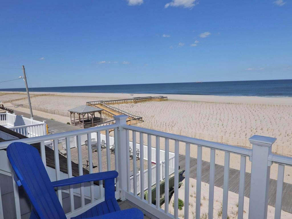 Lavallette NJ  Oceanfront Vacation Rental 143118