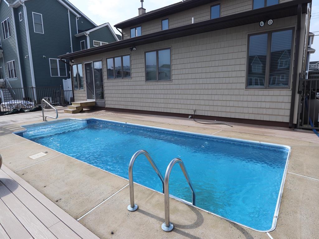 Lavallette NJ  Lagoonfront Vacation Rental  updated on 2026-09-15 05:24:12