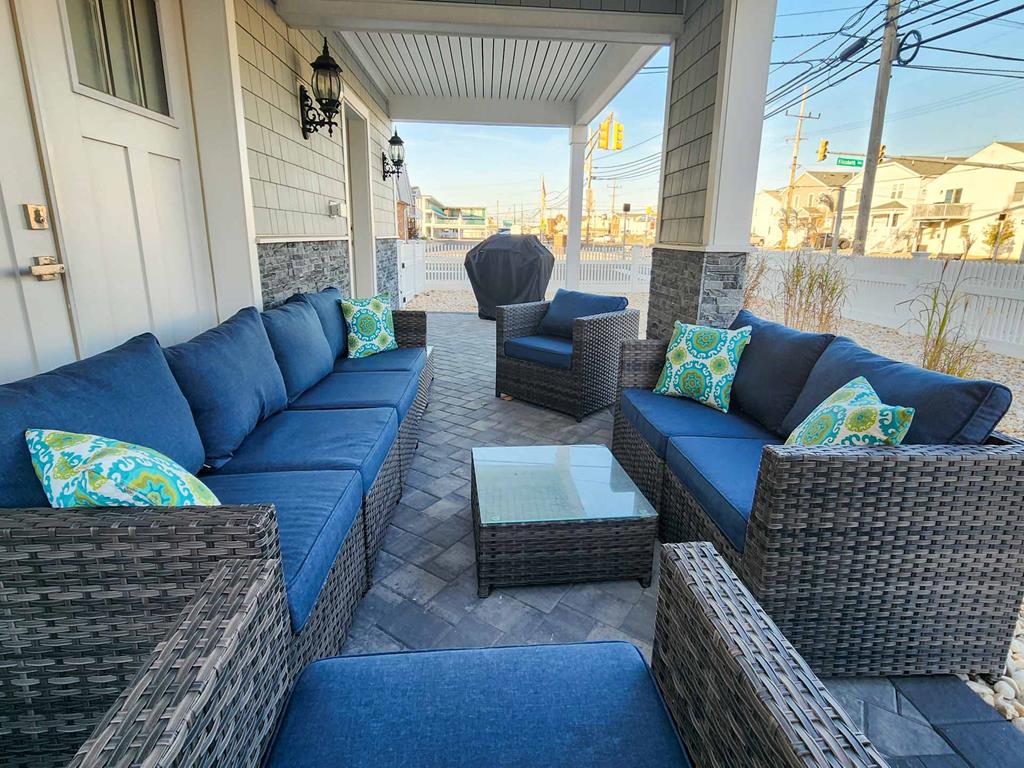 Lavallette NJ  Middleblock Vacation Rental  updated on 2026-09-14 18:53:02