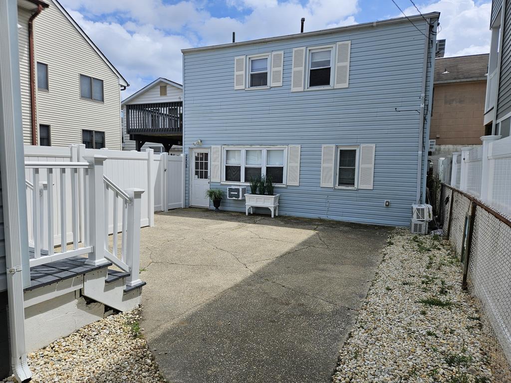 Seaside Heights NJ  Middleblock Vacation Rental  updated on 2026-09-14 10:49:30