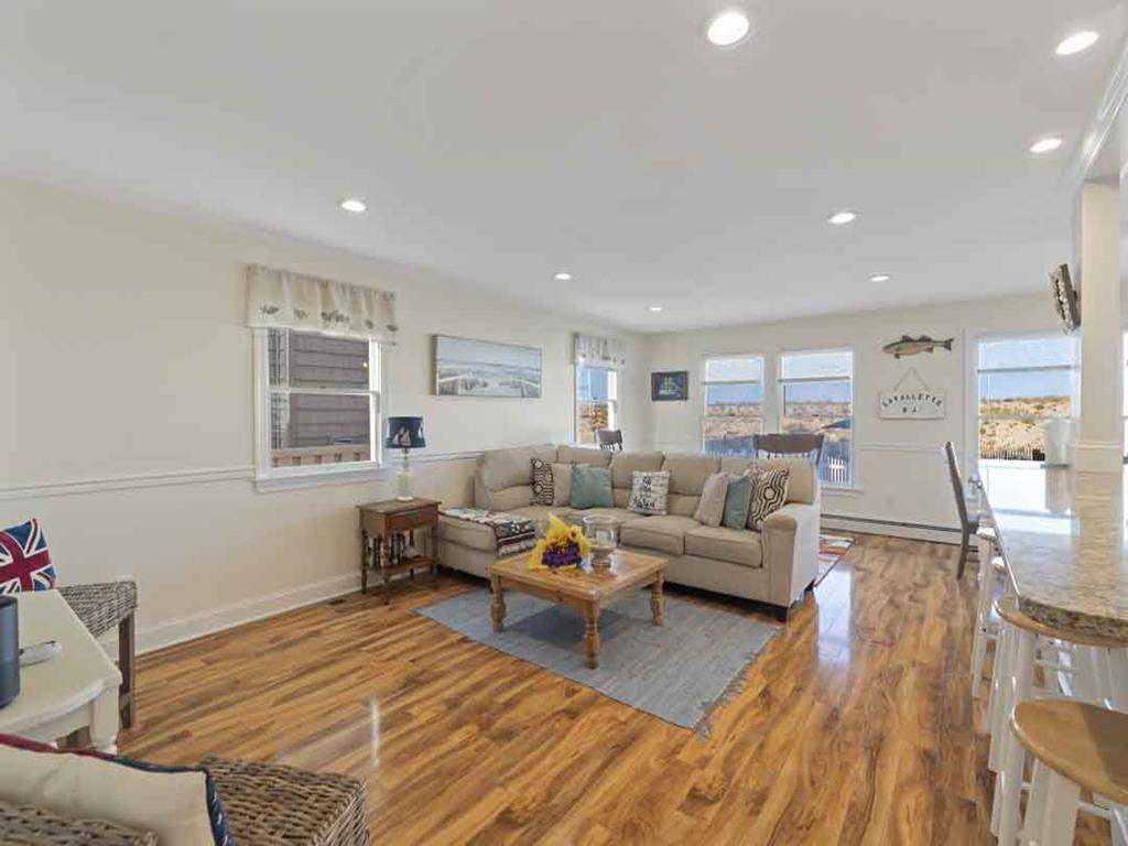 Lavallette NJ  Oceanfront Vacation Rental 160490