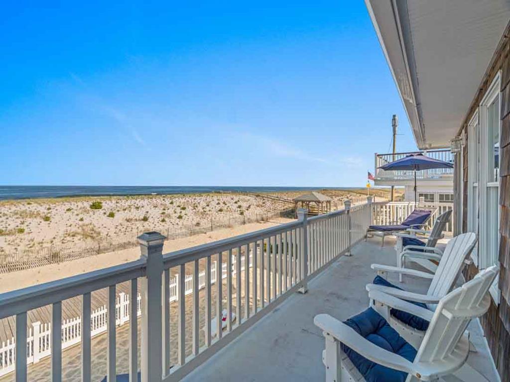 Lavallette NJ  Oceanfront Vacation Rental  updated on 2026-09-14 10:42:29