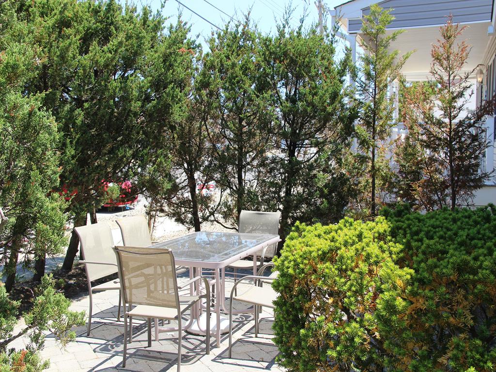 Lavallette NJ  Middleblock Vacation Rental  updated on 2026-09-14 18:53:58