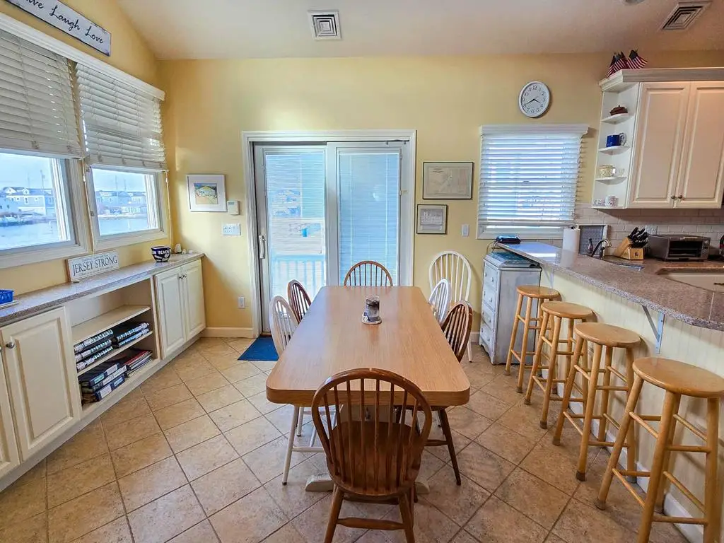 ocean-beach-iii-nj-bayside-vacation-rental-161517-2217268100-8