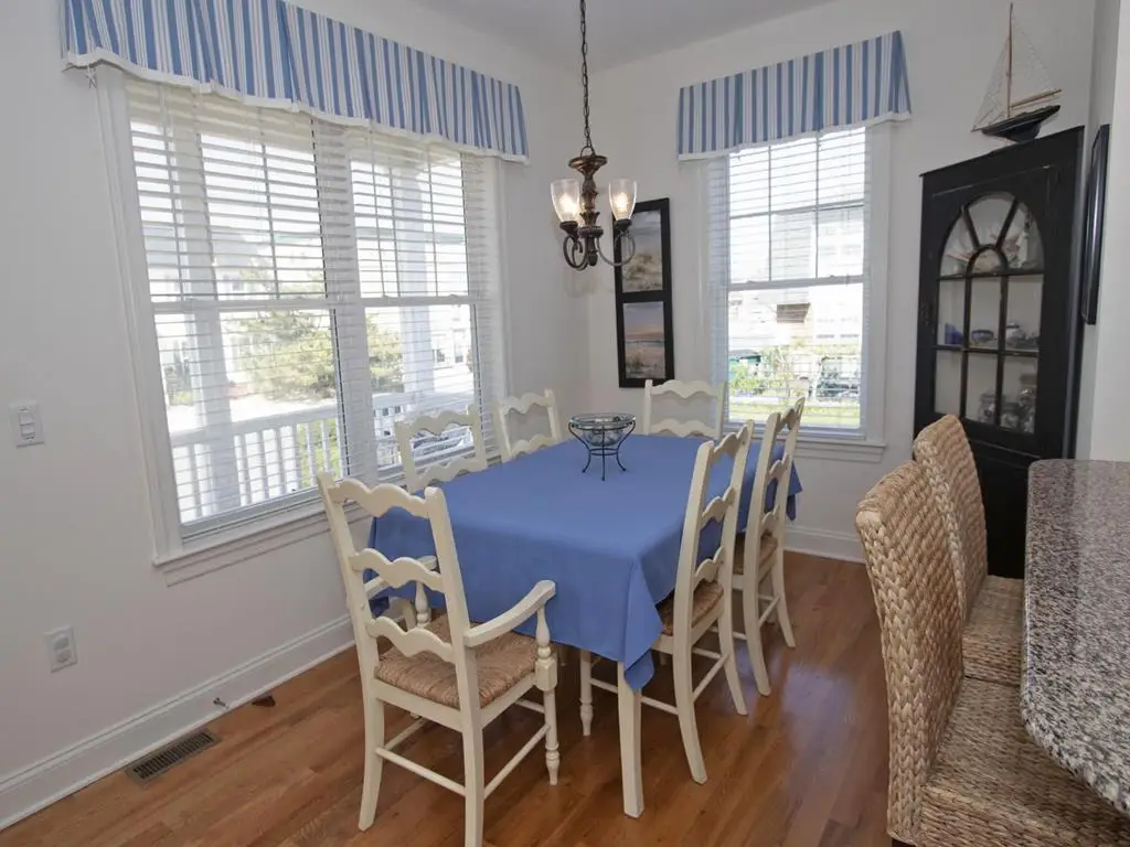 lavallette-nj-middleblock-vacation-rental-142918-2216622229-8