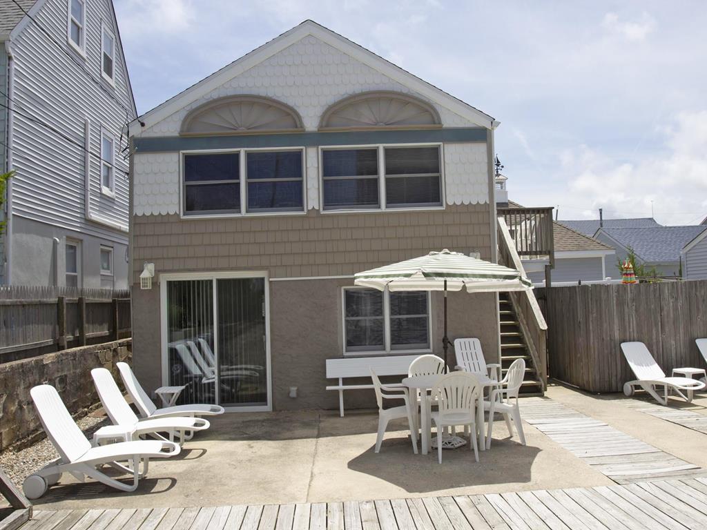 Lavallette NJ  Oceanside Vacation Rental