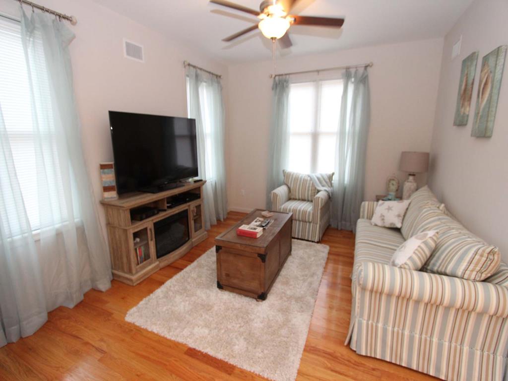 Ortley Beach NJ  Middleblock Vacation Rental 143042