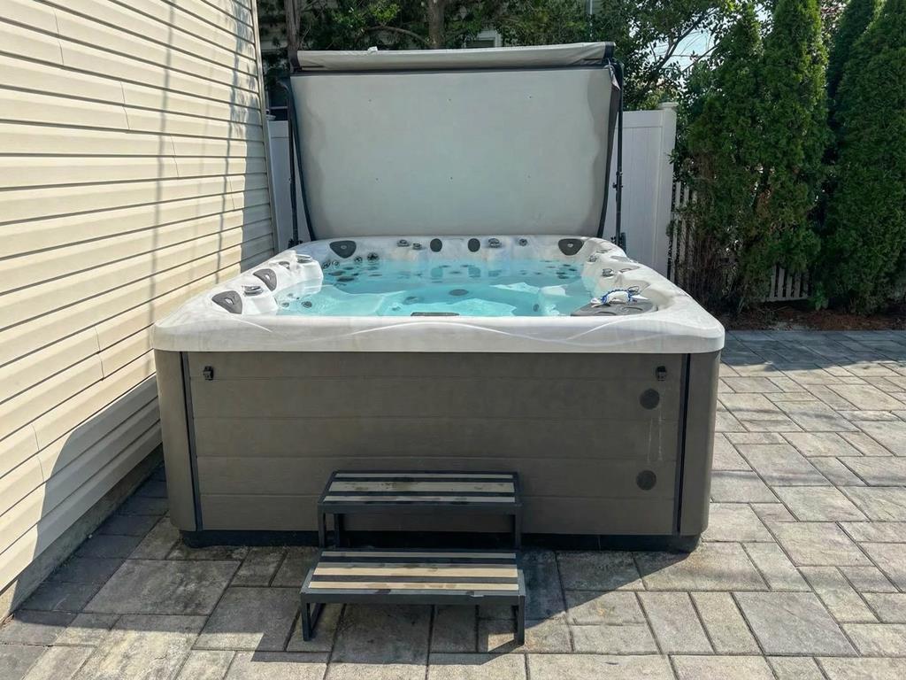 Monterey Beach NJ  Oceanside Vacation Rental  updated on 2026-09-14 21:53:58