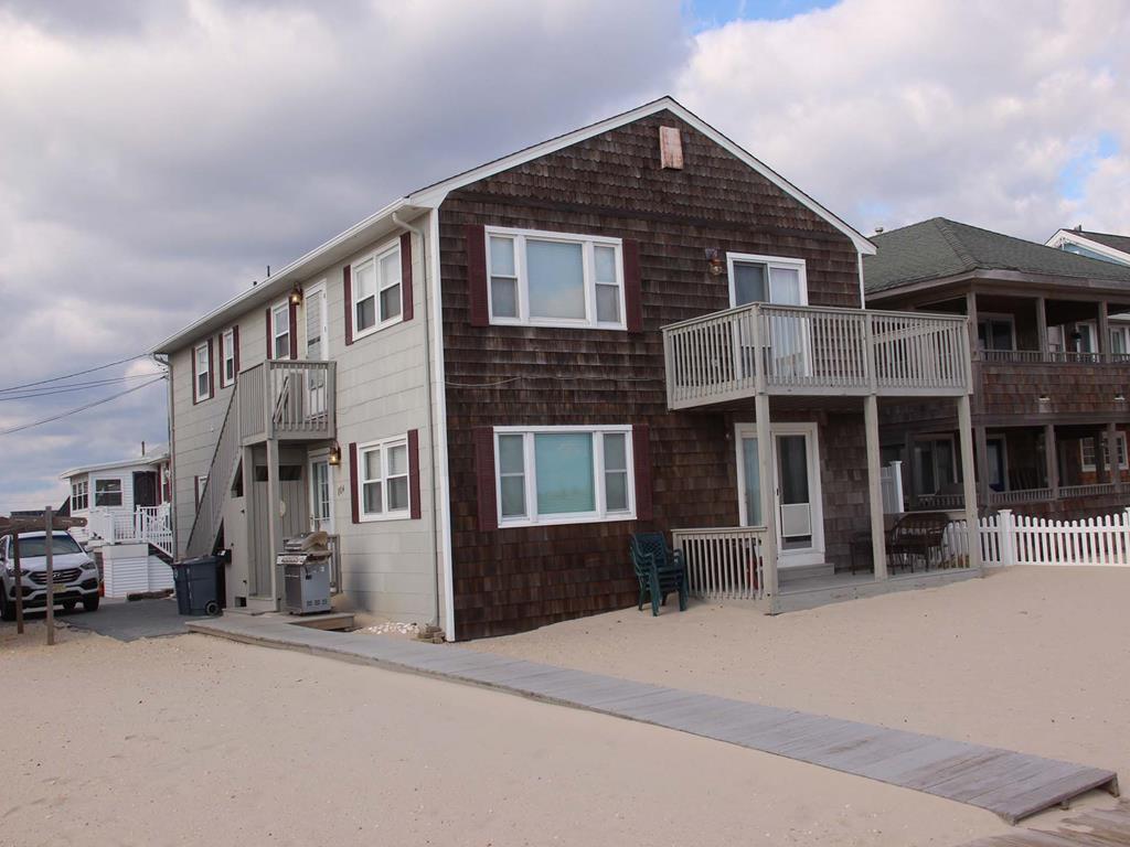 Lavallette NJ  Oceanfront Vacation Rental  updated on 2026-09-19 06:15:52