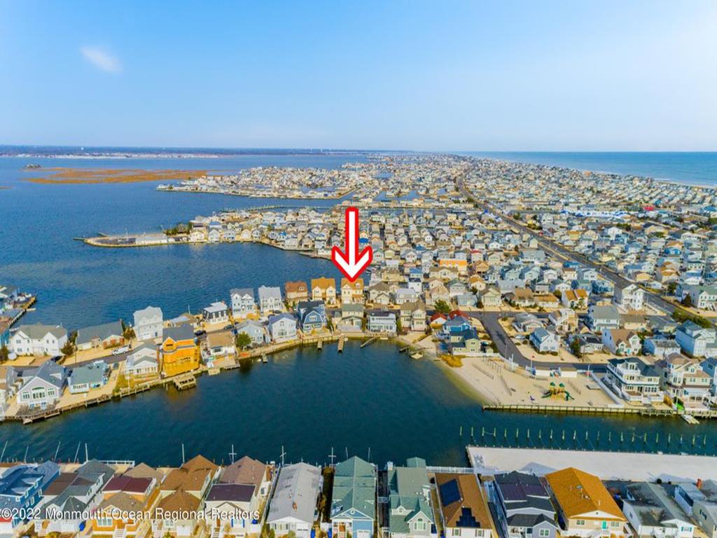Monterey Beach NJ  Lagoonfront Vacation Rental  updated on 2026-09-14 14:31:37