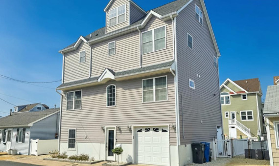 Sunset Manor NJ  Waterfront Vacation Rental 165031