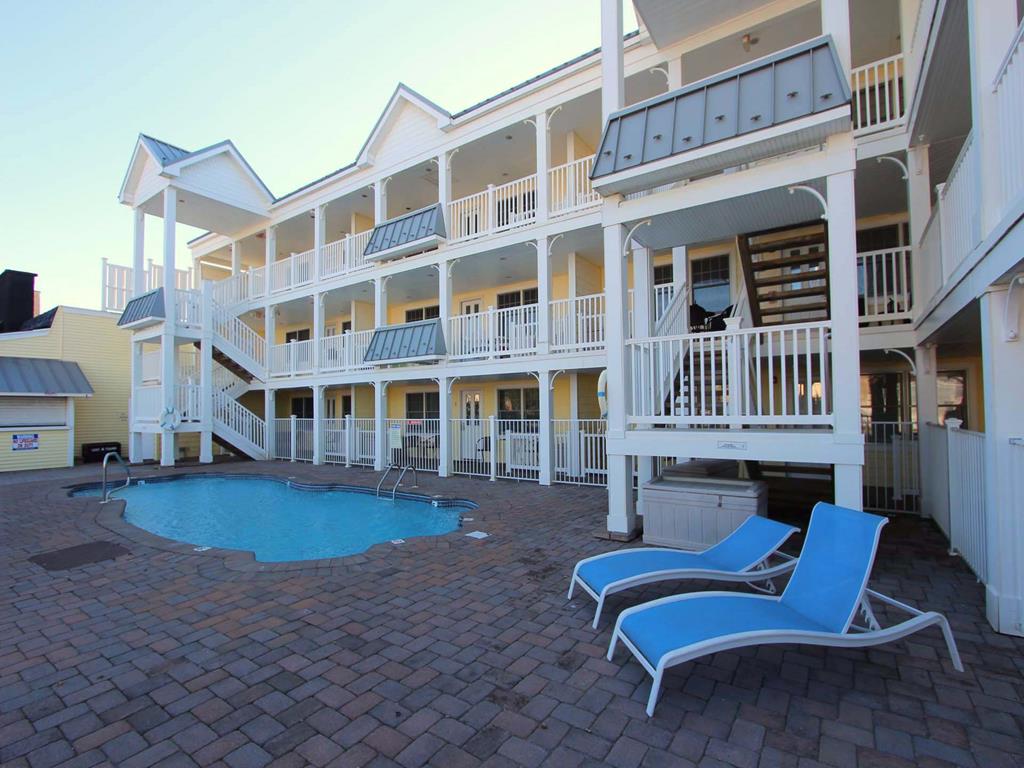 Lavallette NJ  Middleblock Vacation Rental  updated on 2026-09-16 04:11:40