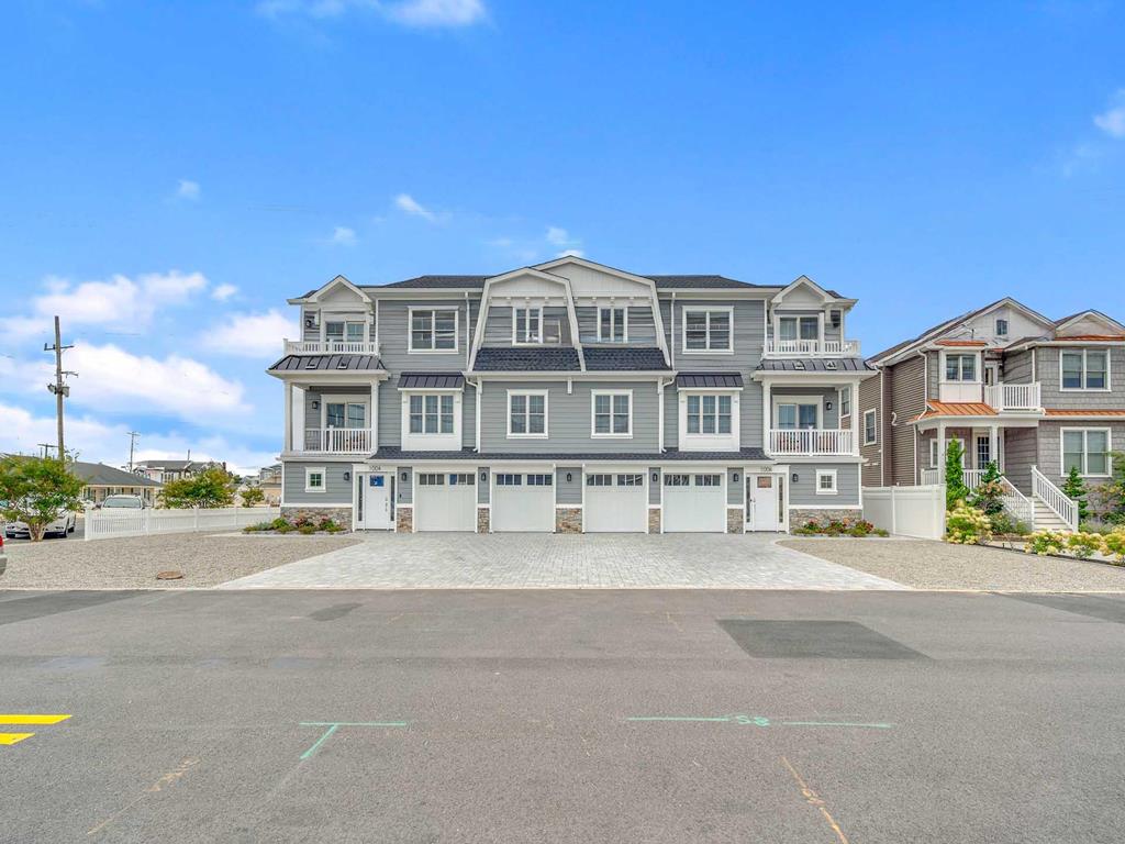 Lavallette NJ  Middleblock Vacation Rental  updated on 2026-10-07 20:19:50
